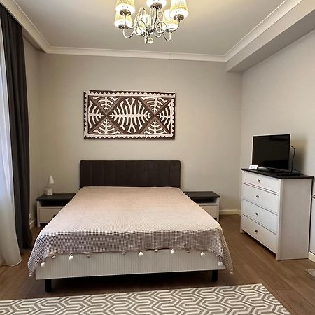 Aikol Guesthouse Privokzalnoye Bagian luar foto