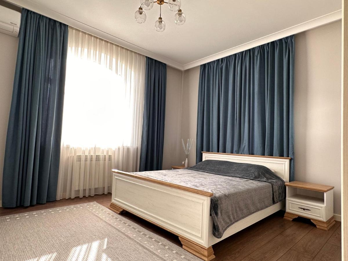 Aikol Guesthouse Privokzalnoye Bagian luar foto