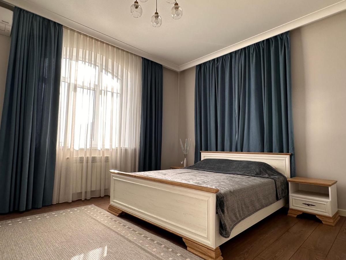 Aikol Guesthouse Privokzalnoye Bagian luar foto