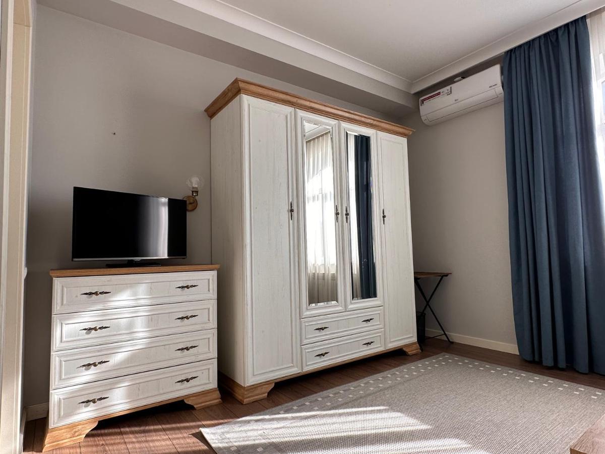 Aikol Guesthouse Privokzalnoye Bagian luar foto